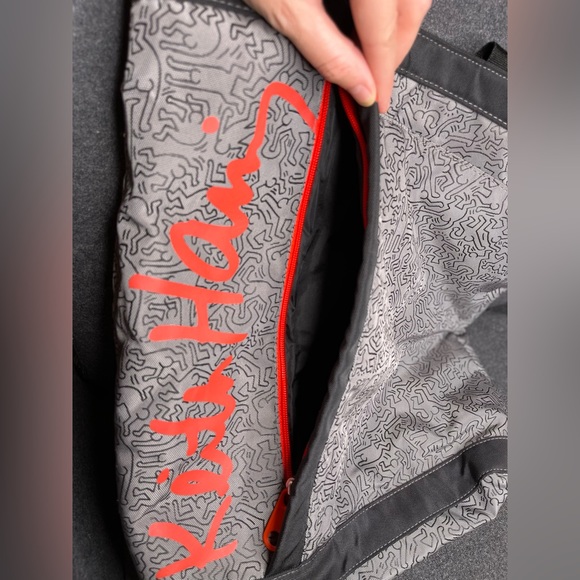 Keith Haring Art Bag - Picture 5 of 15
